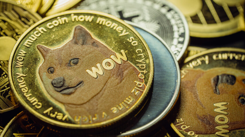 Renowned Analyst Excites Dogecoin Investors: Target 1 Dollar!