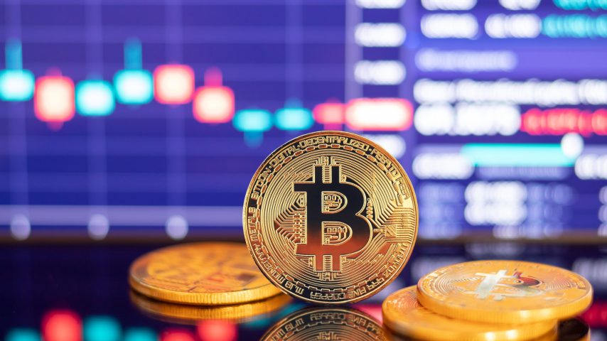 US Investors Back on Bitcoin: Critical Data Turns Positive!
